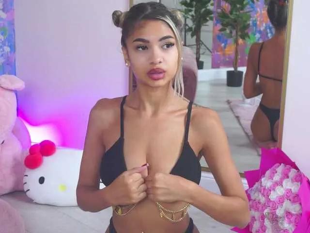 AshaYuva — Good talkin mans are one of my turn ons