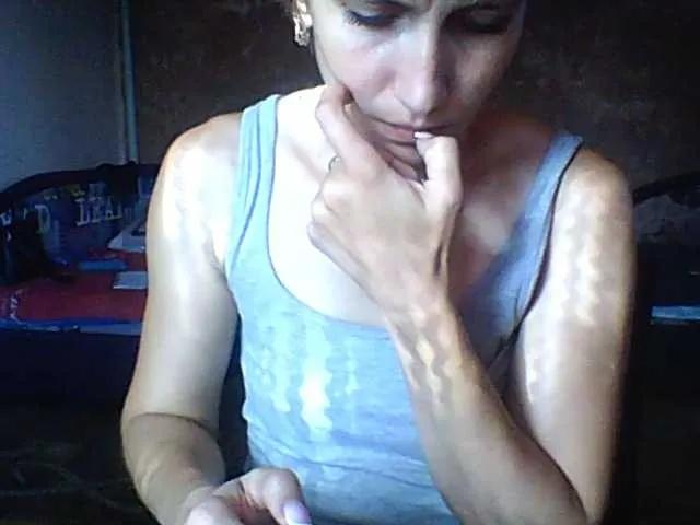 BabyLove4432 on BongaCams 