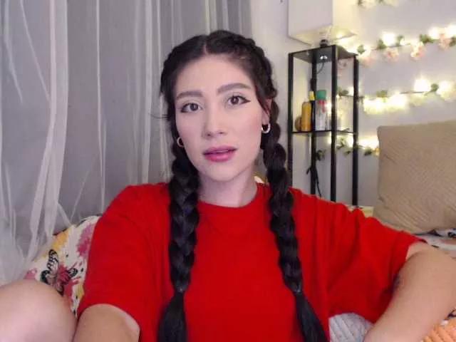 caamila on BongaCams 