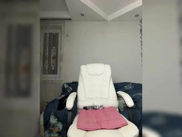 Eva-Bella on BongaCams