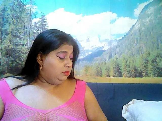 indianhoney on BongaCams 