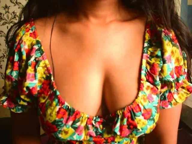 indianpriya on BongaCams 