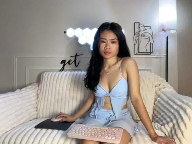 LilyJelly on BongaCams 