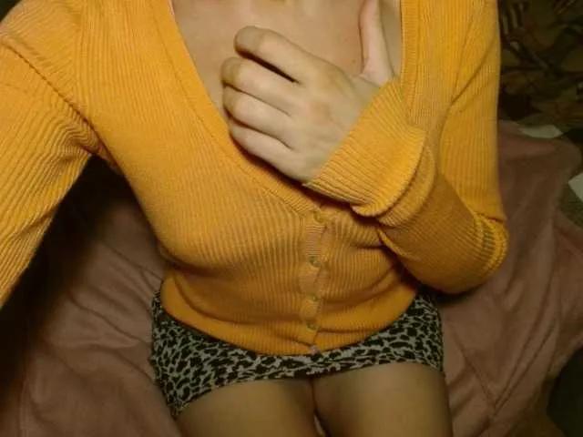 LorraineOSun on BongaCams 