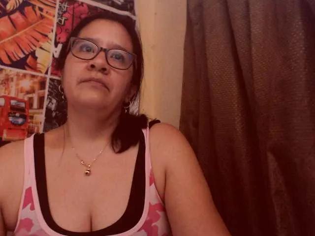 lucyLUxxx — real kings  know make a lady happy not talkers