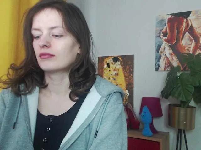 NadineGold — I like to play! I love to have fun and spend time on the fun. I like to make your dreams come true so you would be satisfied. I like to give love and affection to a man, and of course to experiment and learn new things together ;) So, I don't think it...