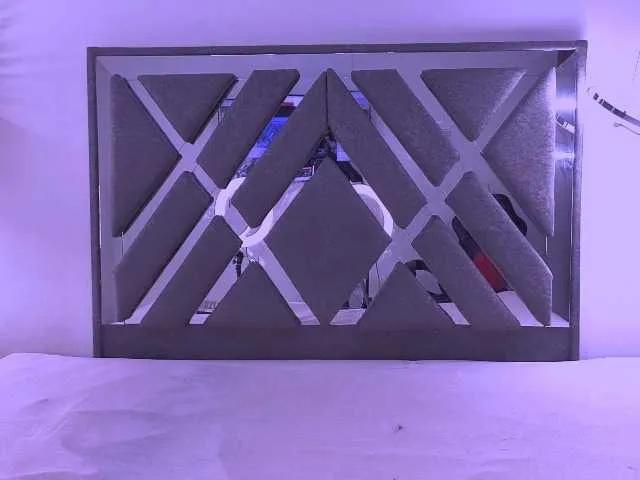 nahomy-ryans — It turns me on when you look at me intently, when you make me imagine what you would do with me... I love intense games, sincere moans and when they make me lose control with pleasure. If you know how to do it, you will be left wanting more 