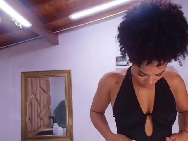 naia-blesed on BongaCams 