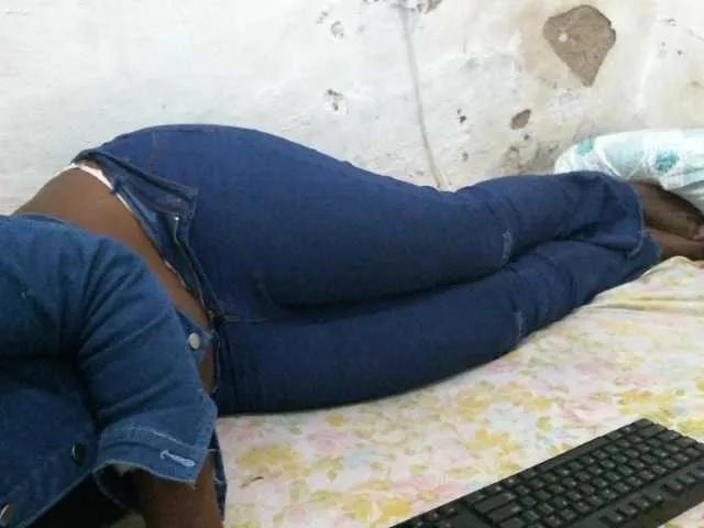 Sweet-Trizer on BongaCams 