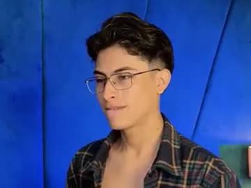 aaron_eze — Lush INSIDE and ON  // GOAL: Jerkoff [97 tokens left] #bigdildo  #lovense #twink #anal #feet