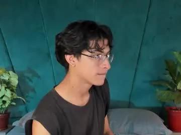 aaron_eze on Chaturbate 