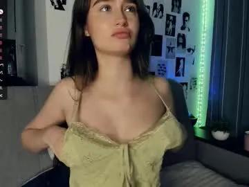 alivialovely's avatar