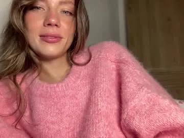 angel_from_sky — naked 10 minutes.... [3328 tokens remaining]
