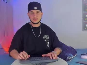 austin_curry — cum  #feet #lovense #latino #gay #bigdick [1222 tokens remaining]