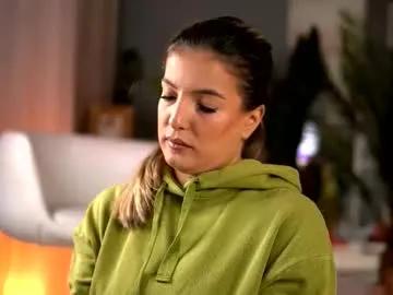 kellymathews on Chaturbate 