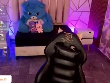 siiam_tay — GOAL: big cum [225 tokens remaining] Wanna see me naked? try to vibrate me please 111 555 333 #asian #bigcock #indian #hairy #pantyhose