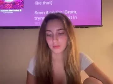 sweetgirlzara — Freechat on Chaturbate