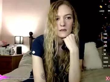 xelliee_rosex on Chaturbate 