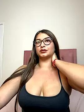 adara_lennox's avatar