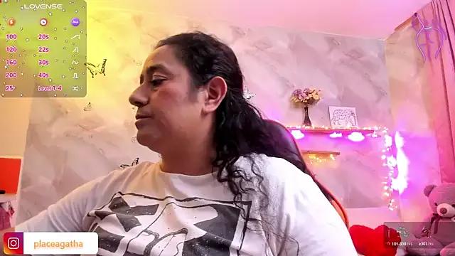 agathaxxx-69 on StripChat 