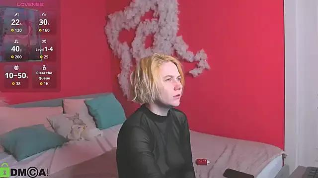 Alice_Maurik — Take off your shorts