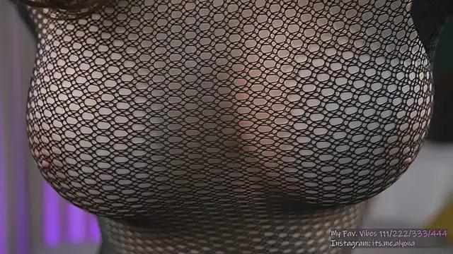 Alyonaqueen_ — :heart: tease my tight pussy