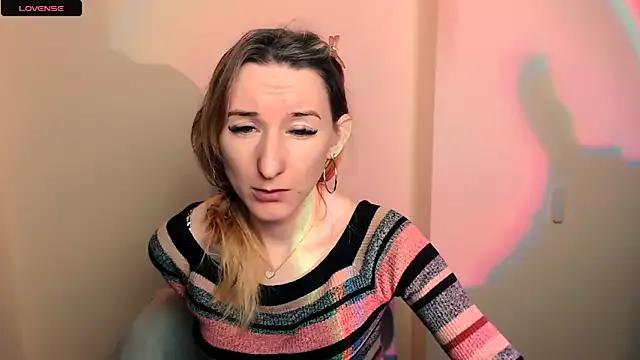 AmandaSell on StripChat 