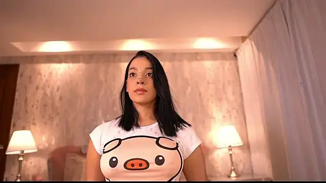 AngelineConnor — bounces ass in my face