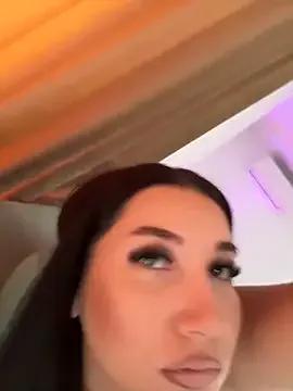 babyyboomm on StripChat 