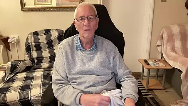 cutaboverest's avatar