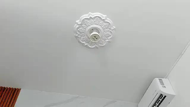 Dreams_Chloe — Hi pretty girl + kiss 