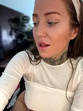 Elenascrib on StripChat 