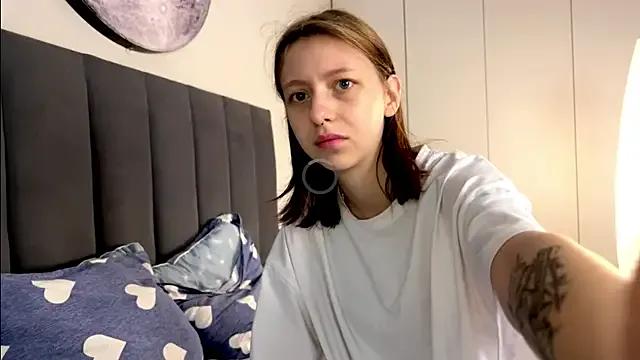 EllieDream on StripChat 