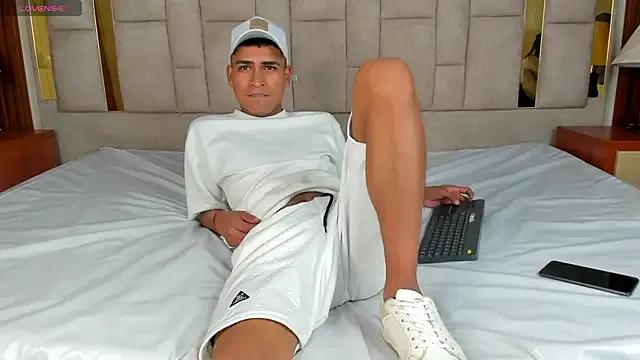 Emiliano_Reyes — flash ass
