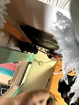 Esteem369 on StripChat 