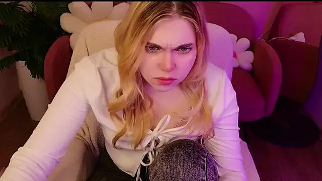 Evie_Vall on StripChat 