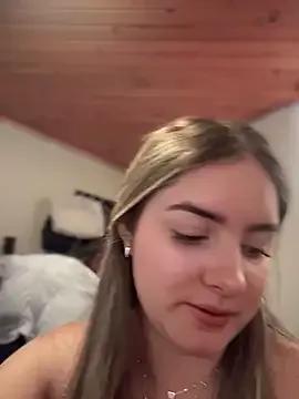 imlindapink on StripChat 