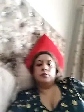 IndianLara on StripChat 