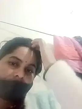 JULEE-740 — Full nude in public