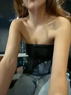 Katee_Jones — FINGERS IN MY PUSSY WET