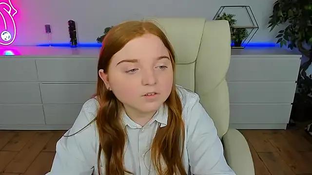 KattyRose8 on StripChat 