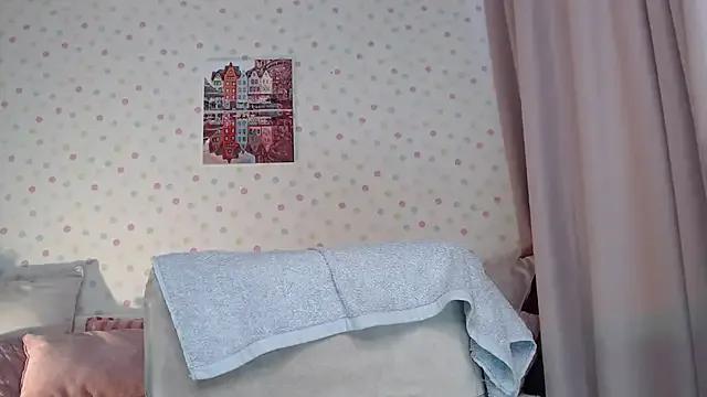 little_paw_ on StripChat 