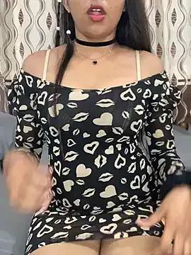 little_shadow on StripChat 