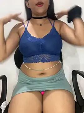 little_shadow on StripChat 