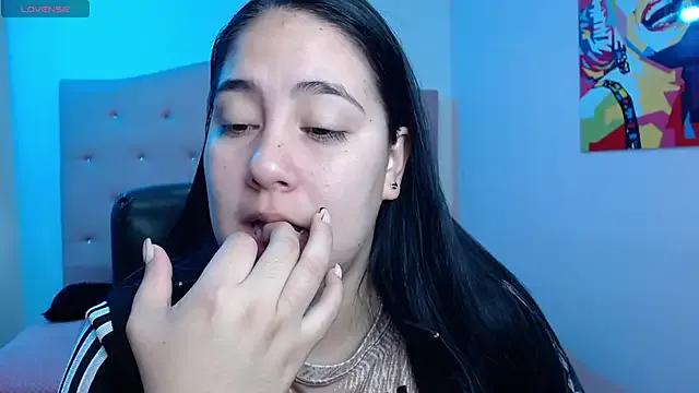 lizzaxs on StripChat 