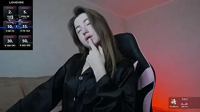 Luxuryalma on StripChat 