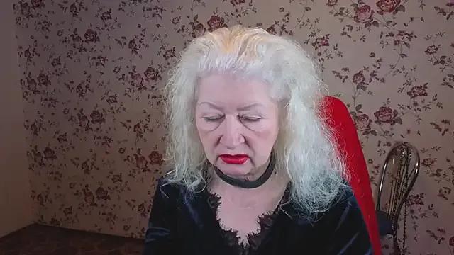 Maya_Mayflower's avatar