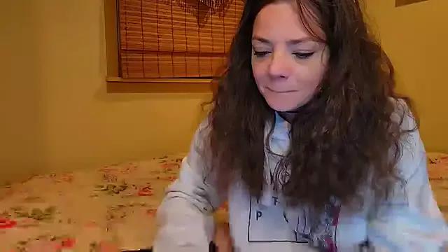 MiaElizabeth's avatar