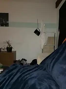 Miiaaa- on StripChat 