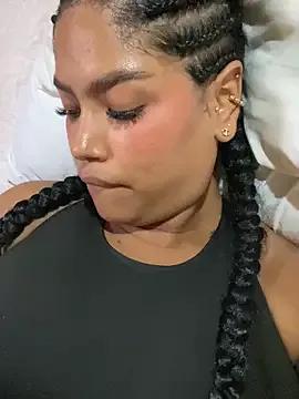 miiabrown18 on StripChat 